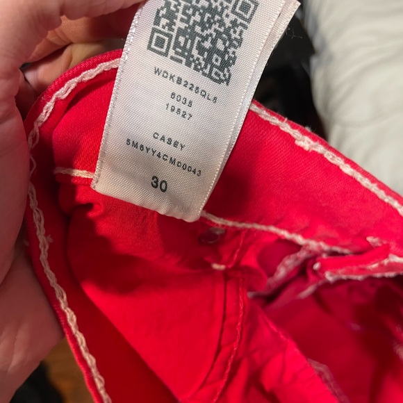 true religion red super t - Picture 5 of 6